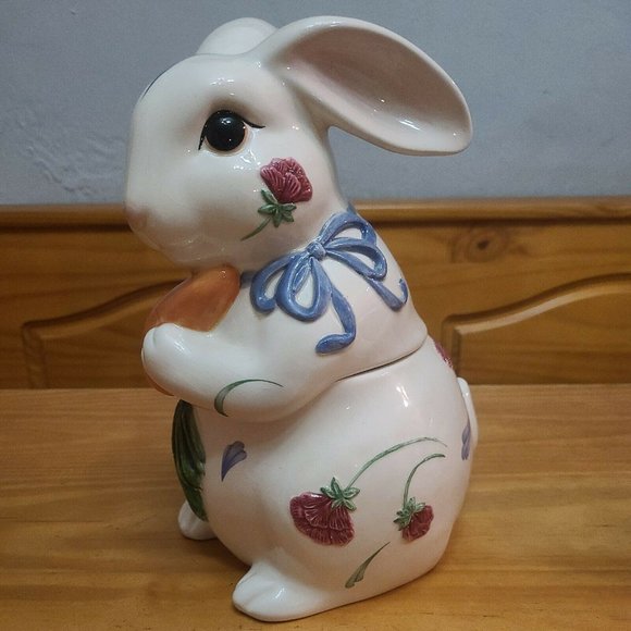 Lenox | Kitchen | Vtg Poppies On Blue Bunny Rabbit Cookie  Vtg Poppies on Blue Bunny Rabbit Cookie Jar Lenox Barnyard Collection Retired